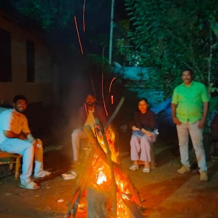 Riya Home Stay Munnar Anaviratty Exterior photo