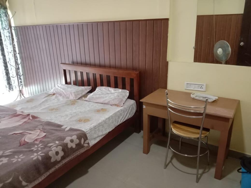 Riya Home Stay Munnar Anaviratty Exterior photo