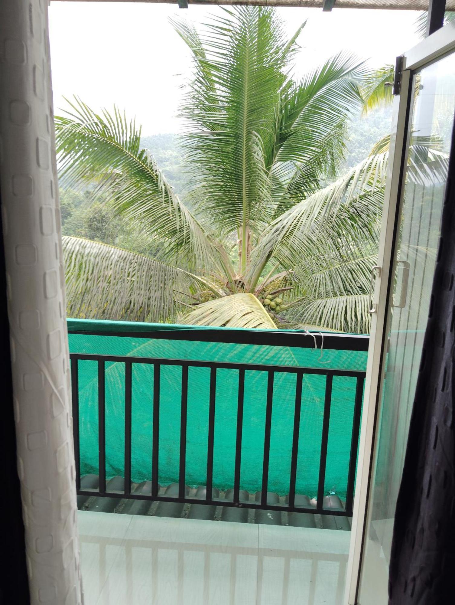 Riya Home Stay Munnar Anaviratty Exterior photo